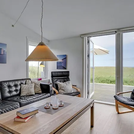 Mirjami - 95m From The Sea By Interhome